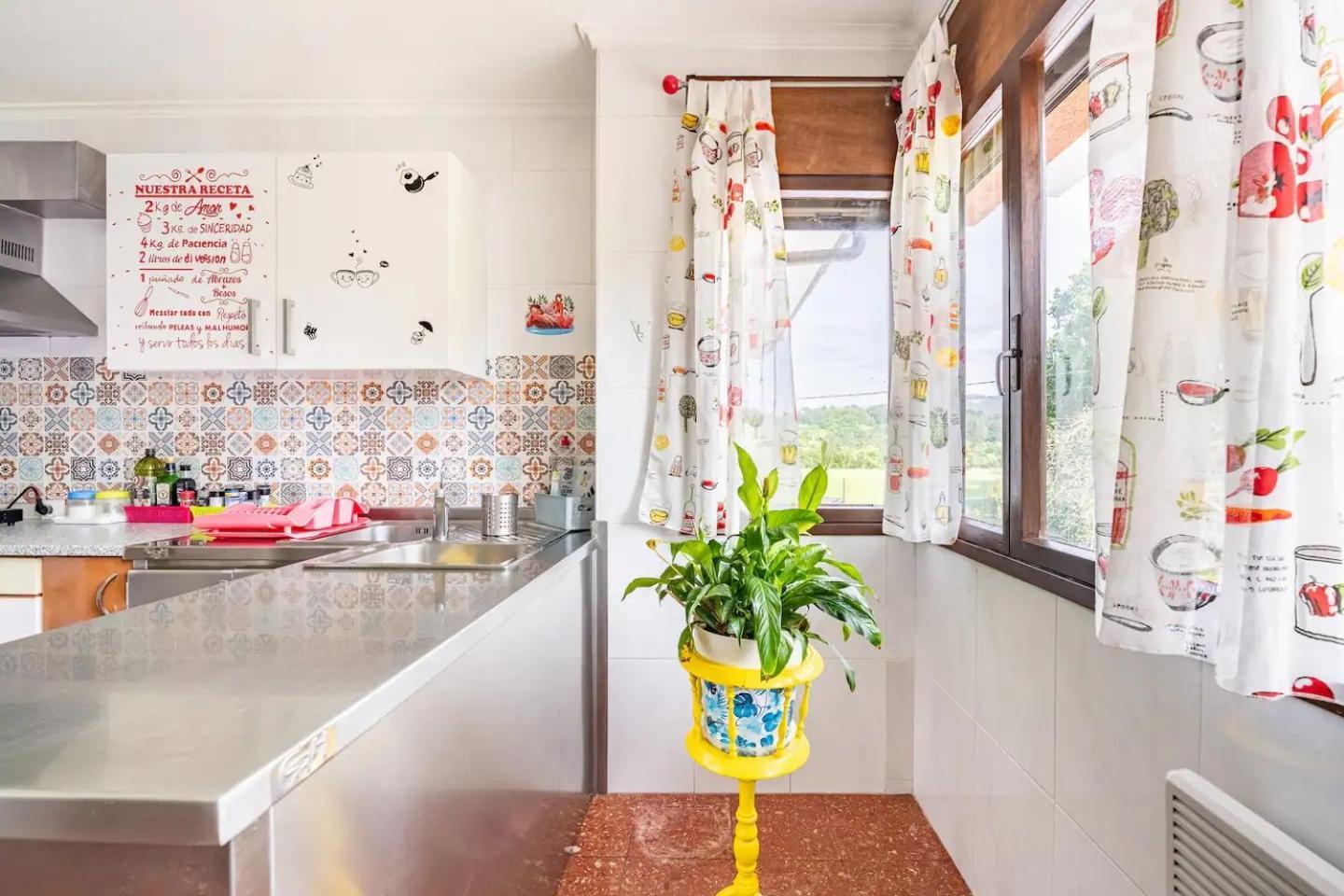 فيلا Family House خيخون المظهر الخارجي الصورة