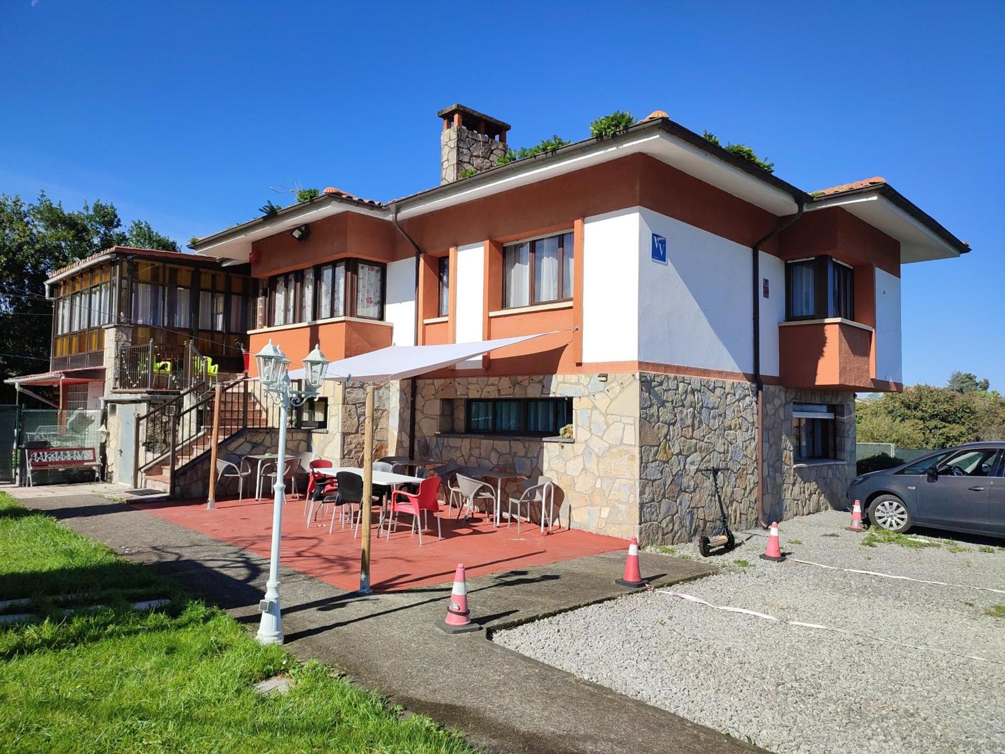 فيلا Family House خيخون المظهر الخارجي الصورة